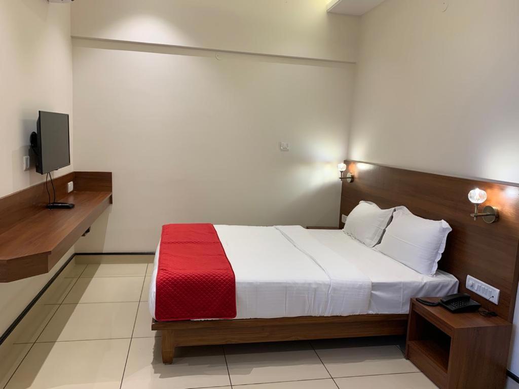 Jesta Residency Hotel ฮาสซัน ภายนอก รูปภาพ